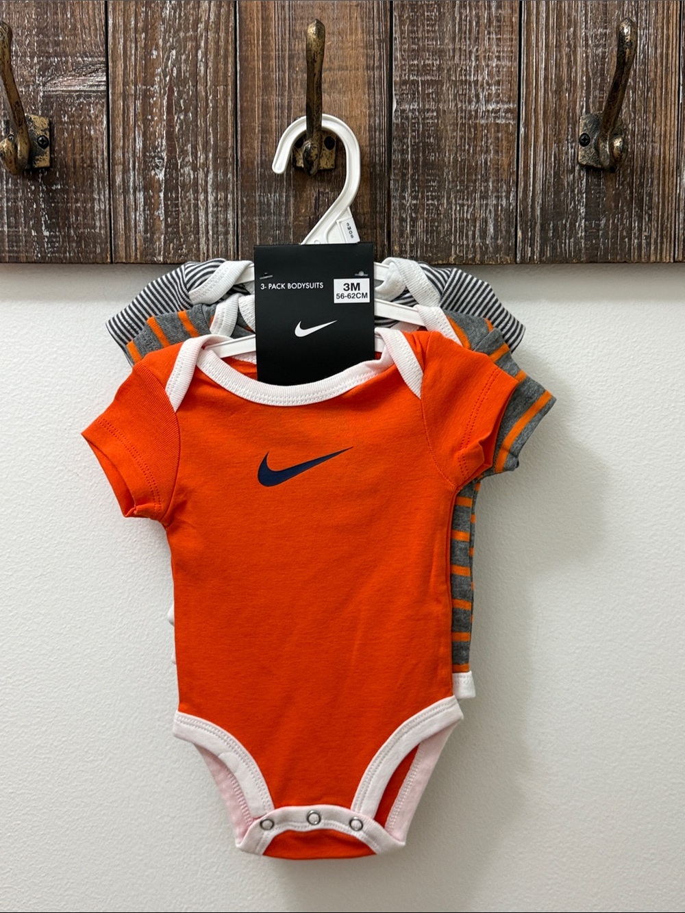Nike 3-Pack Baby Bodysuits set in size 3 Months